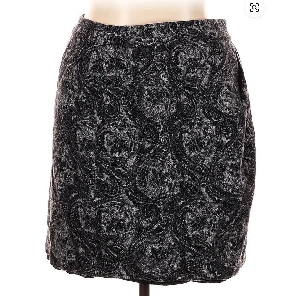 Talbots Wool Blend Floral Wrap Mini Skirt 12P Black Gray Jacquard - Picture 2 of 13